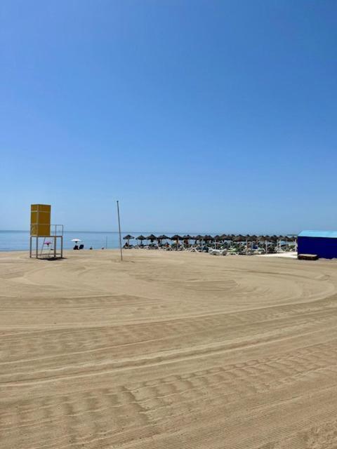 Lux 2 Kmr App Stella Blanca Met Zwembaden Airco En Zeezicht Apartment Fuengirola Luaran gambar