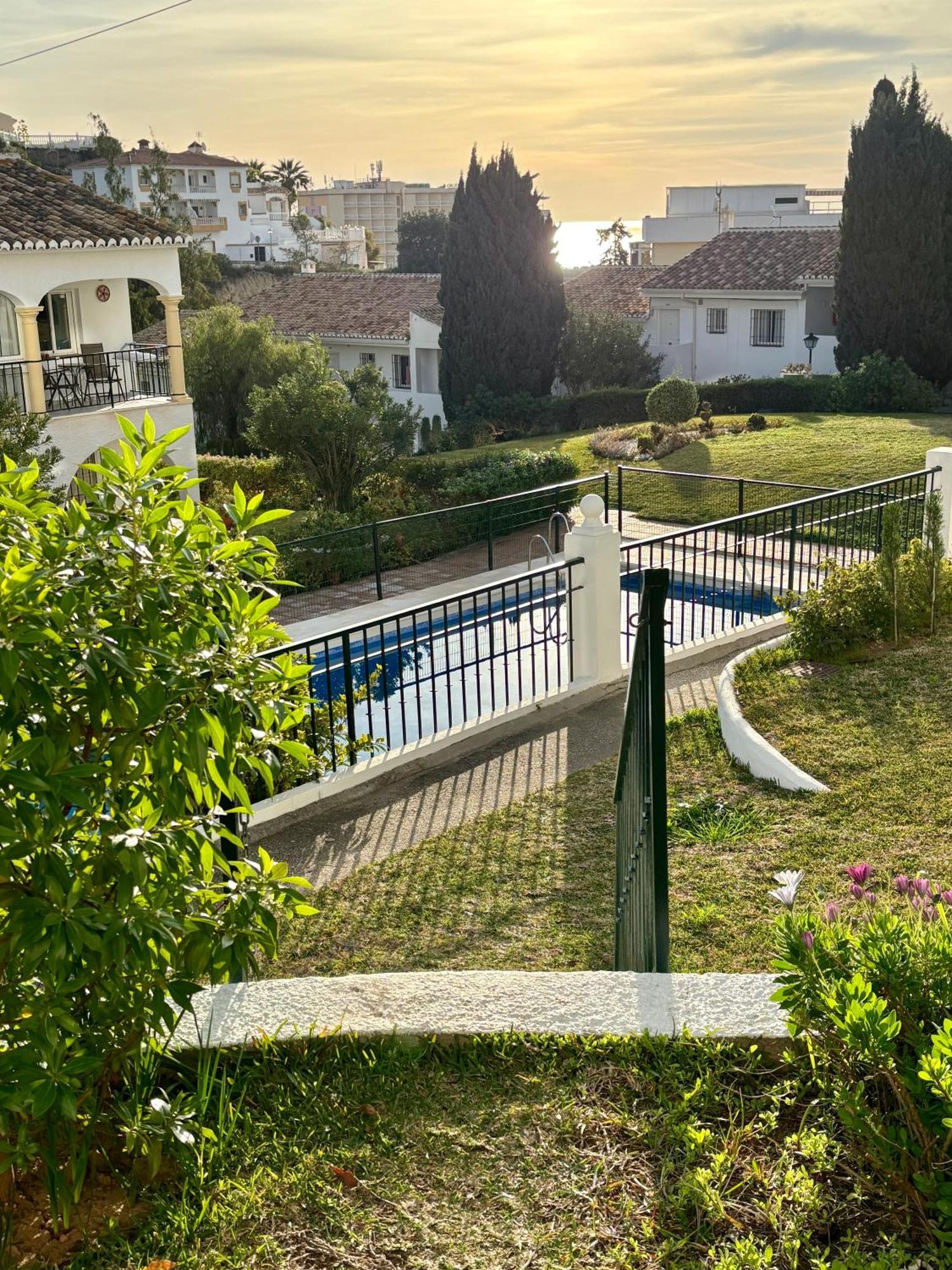 Lux 2 Kmr App Stella Blanca Met Zwembaden Airco En Zeezicht Apartment Fuengirola Luaran gambar